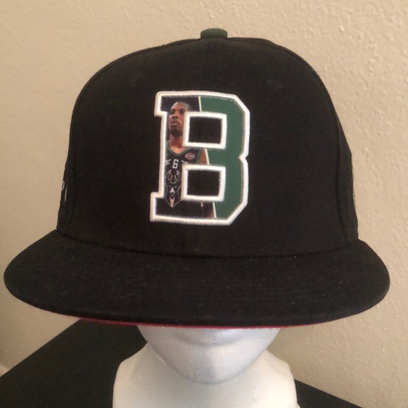 Melonwear Men's Snapback Hat Black Embroidered Milwaukee Bucks Logo - Picture 1 of 4